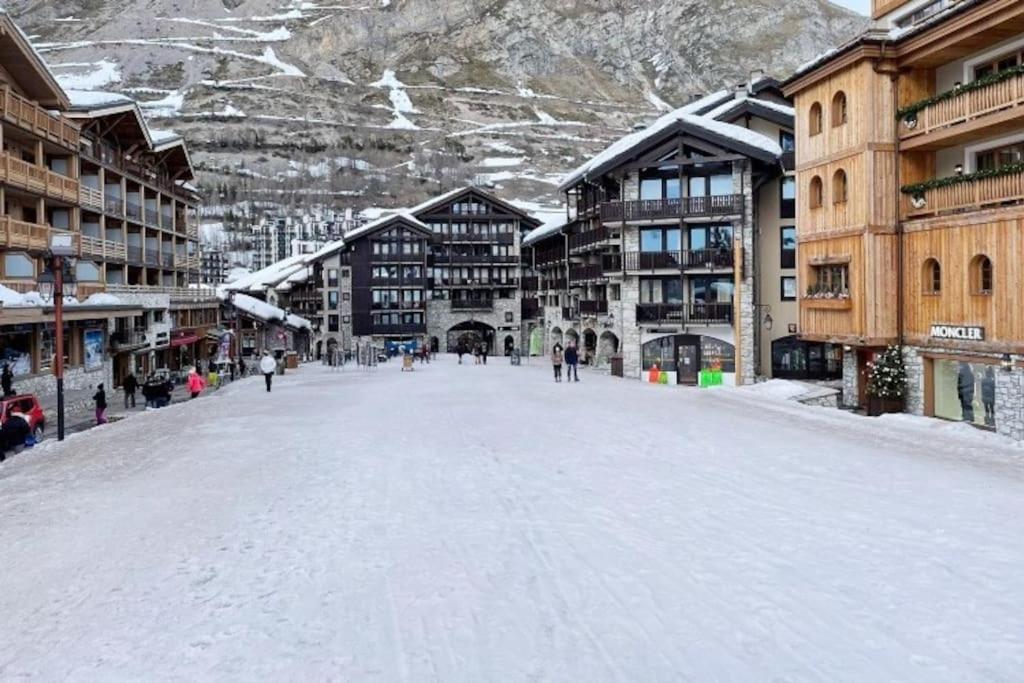 Central 3 Bedroom Chalet With Balcony Val-dʼIsère エクステリア 写真